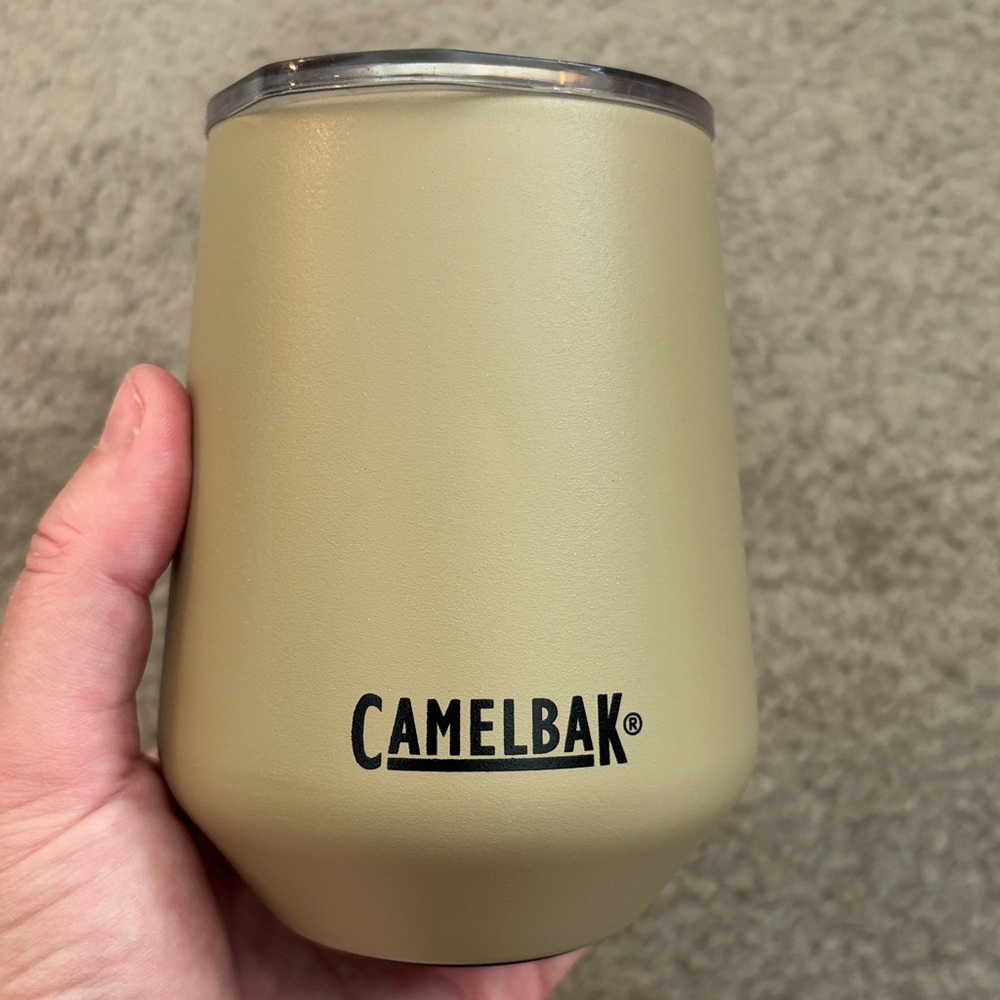 CamelBak Beige Insulated Mug/wine glass